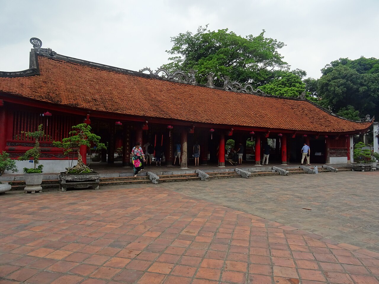 Điện Đại Thành và Sân Đại Bái